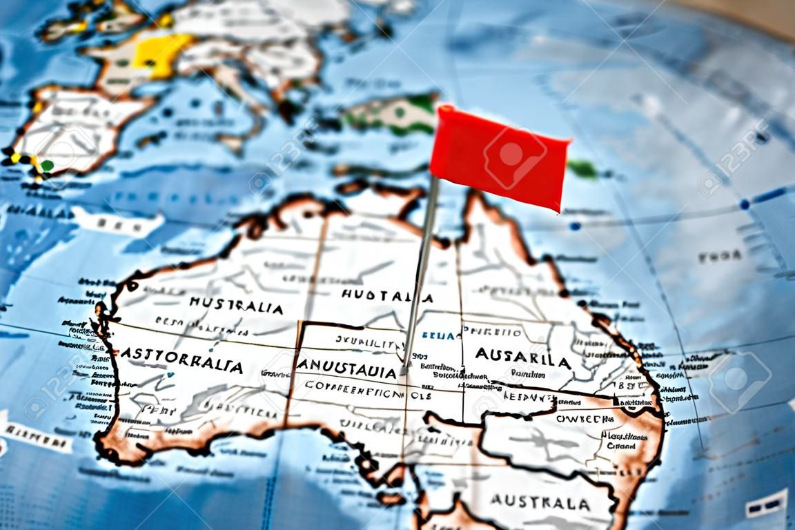 Bandera pin en el mapa señalando Australia