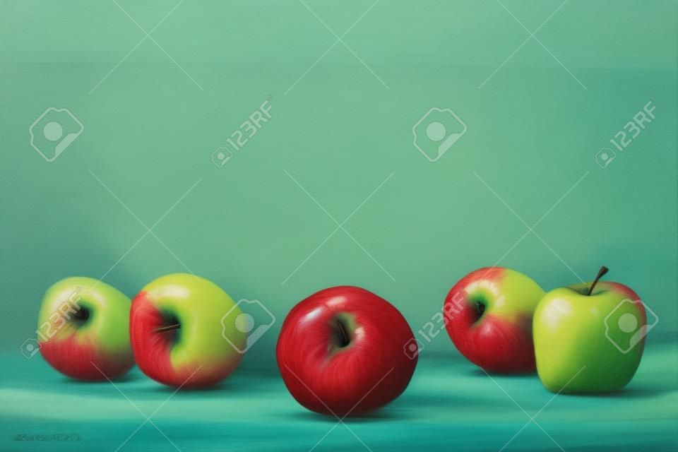 청록색 나무 위에 사과