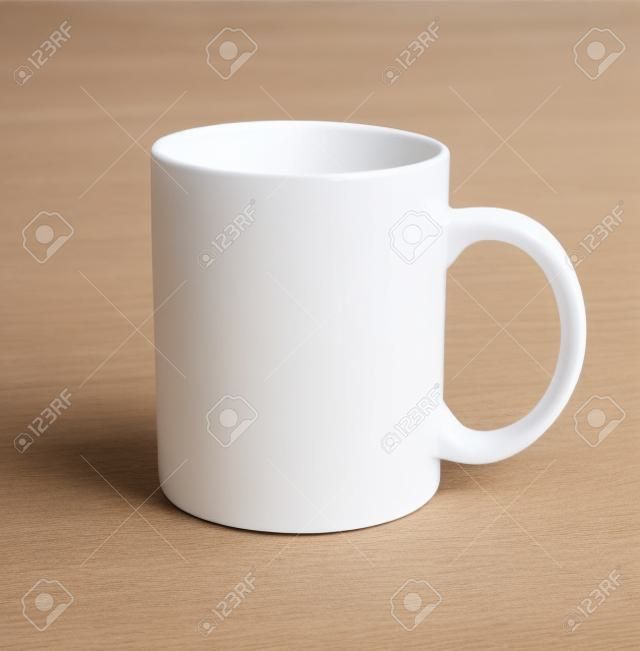 blanco taza de café aislada
