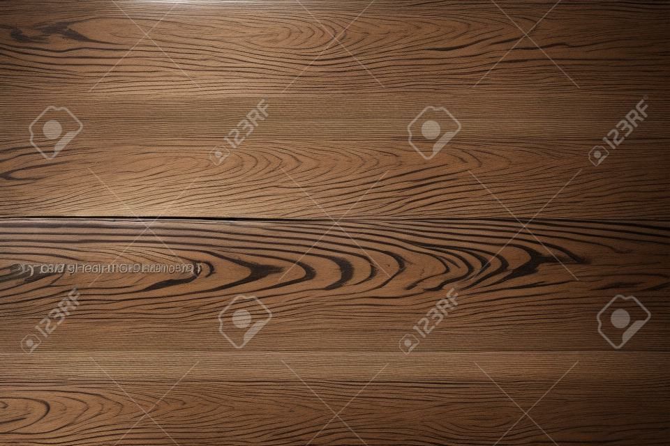 Hintergrund der Holzoberfläche gemacht von der Eschenplanke nach der groben Primärverarbeitung