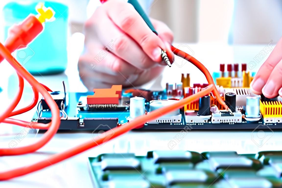 Ремонт электроники, руки женской технологий Услуги ремонта электронную схему