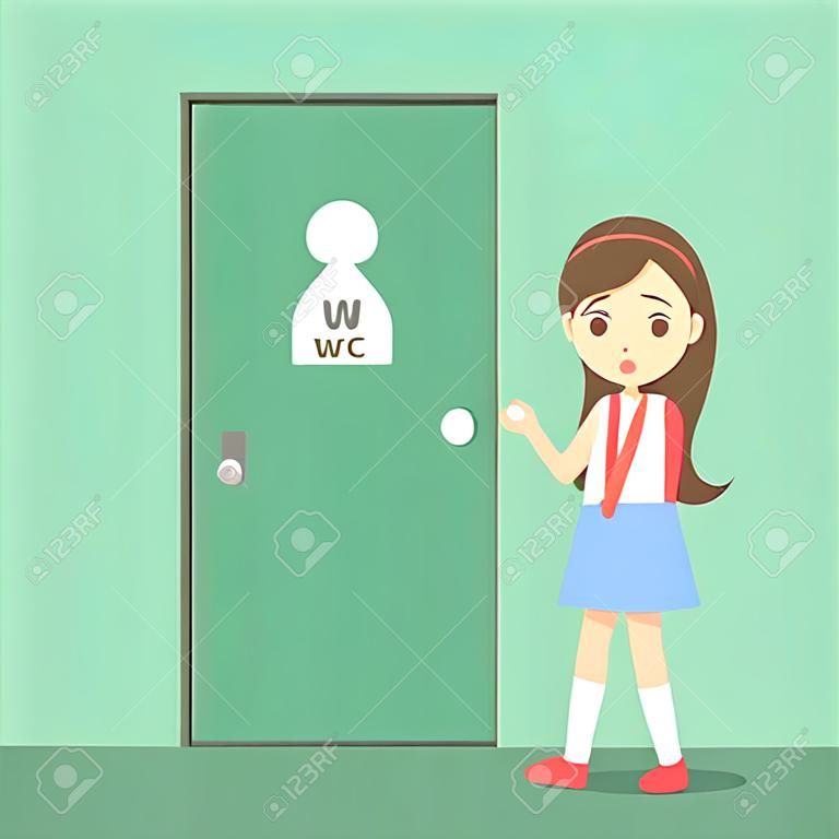Menina estressada quer fazer xixi. Personagem feminina com uma bexiga cheia de pé na porta fechada do WC. Ilustração vetorial plana
