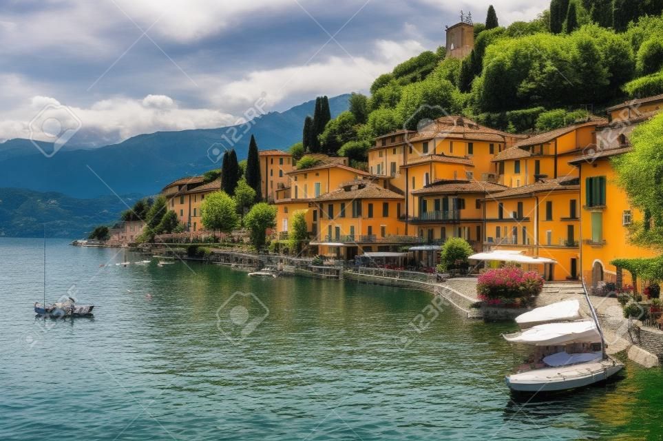 Miasto Menaggio na Jezioro Como, Mediolan, Włochy