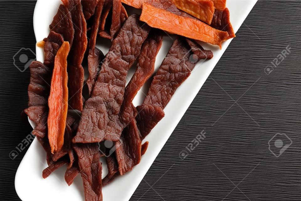 Carne Essiccata - Fotografie stock e altre immagini di Carne essiccata - Carne  essiccata, Manzo, Alimenti secchi - iStock