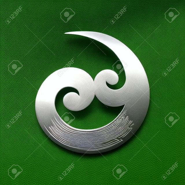 Koru, Spiralform basierend auf silbernem Farnwedel, Maori-Symbol