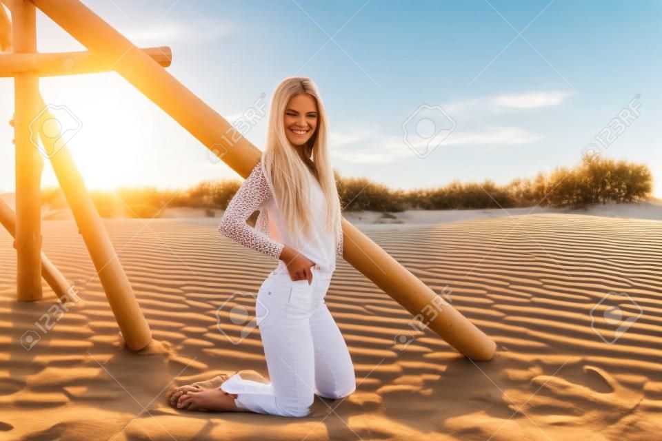 Balade estivale sur les dunes de sable chaud