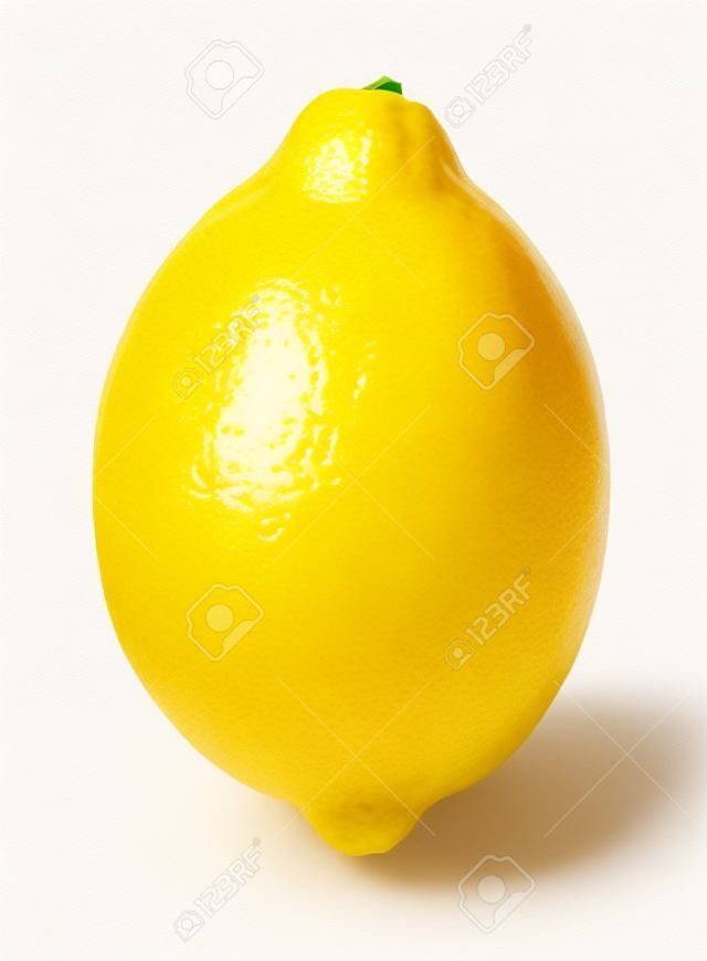 Limón maduro sobre un fondo blanco.