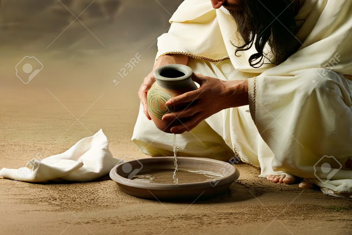 Jesus com um jarro de água e um towell