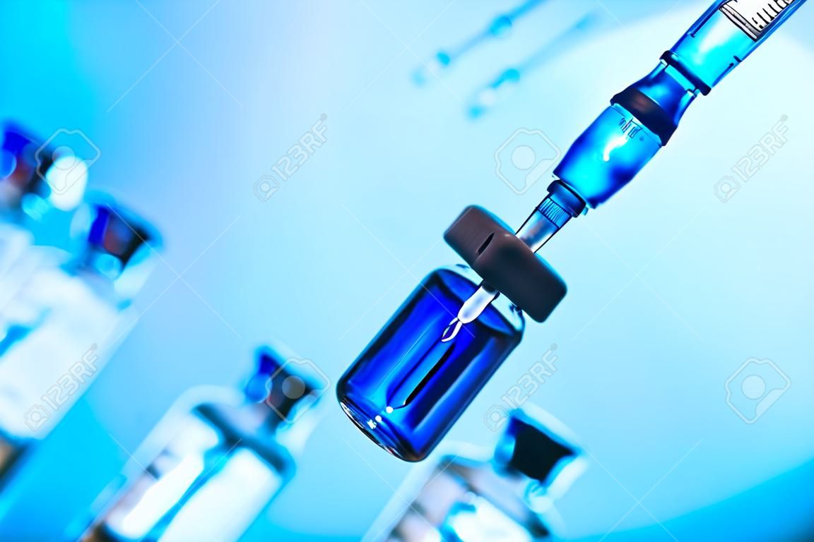 Concepto médico Vacuna vacuna dosis vial vacuna contra la gripe jeringa de aguja de drogas