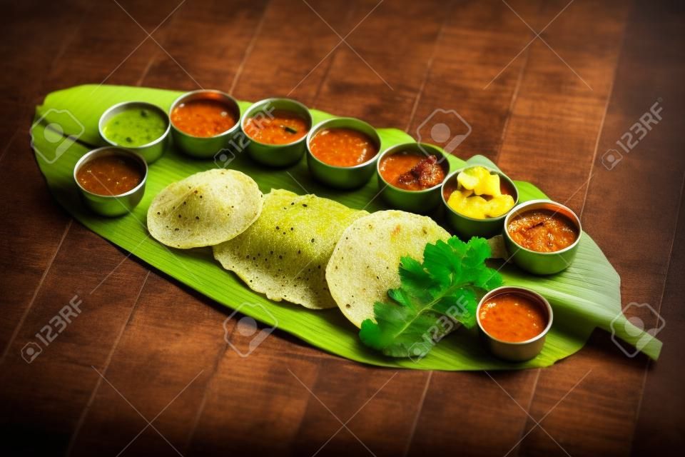 餐送達蕉葉，傳統的南印度美食