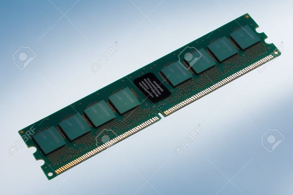 RAM do computador, memória do sistema, memória principal, memória de acesso aleatório, memória interna, bordo, detalhe do computador, close-up, alta resolução, isolado no fundo branco