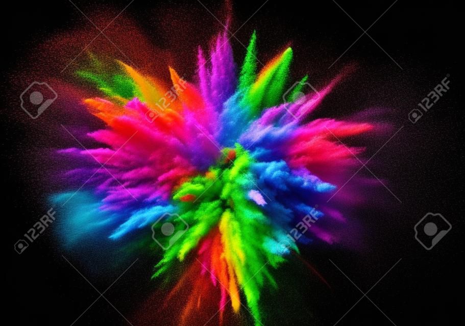 Explosão do pó colorido do arco-íris, isolado no fundo preto
