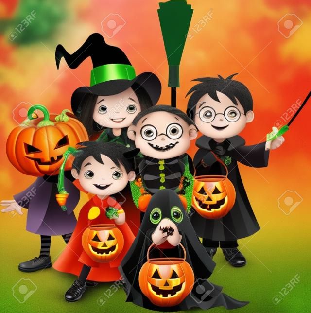 Halloween, dolcetto o scherzetto bambini in costume di Halloween