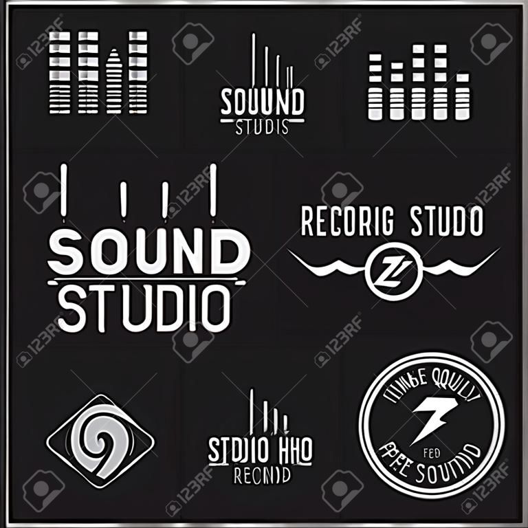 Набор логотип и логотипом элементов для студии звукозаписи или звукового производства
