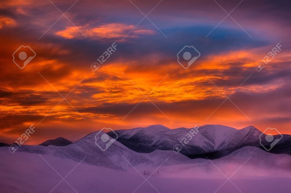 Wschód słońca nad colorado skalistych górach