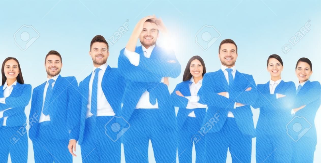 feliz equipe de negócios bem-sucedida isolada no fundo branco