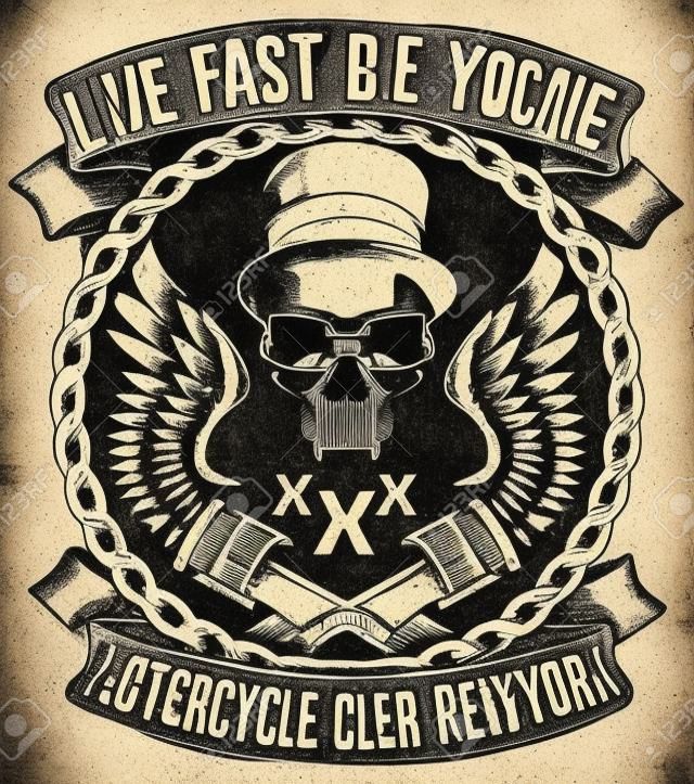 Vintage motorfiets. Hand getekende grunge vintage illustratie met handschrift en een retro fiets. Deze illustratie kan gebruikt worden als print op t-shirts en tassen; stationair of als poster.