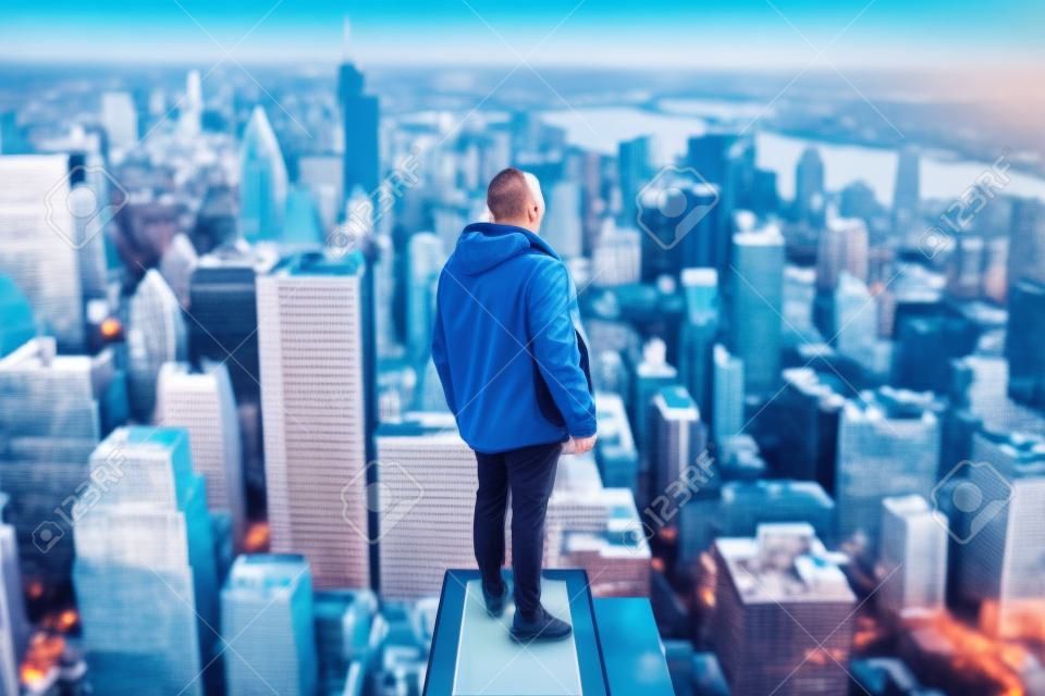 Homem urbano no topo de um prédio alto entre a metrópole generativa ai.