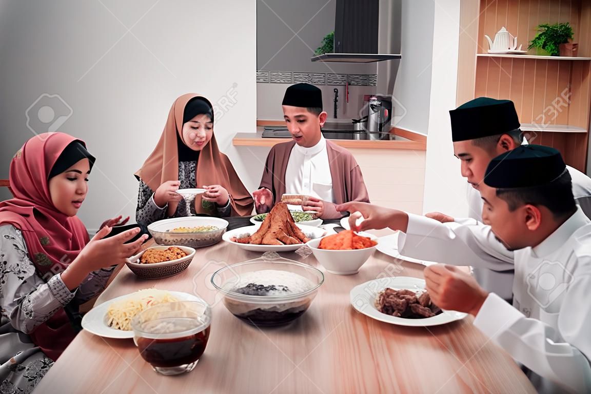 asian muslim family iftar dinner together