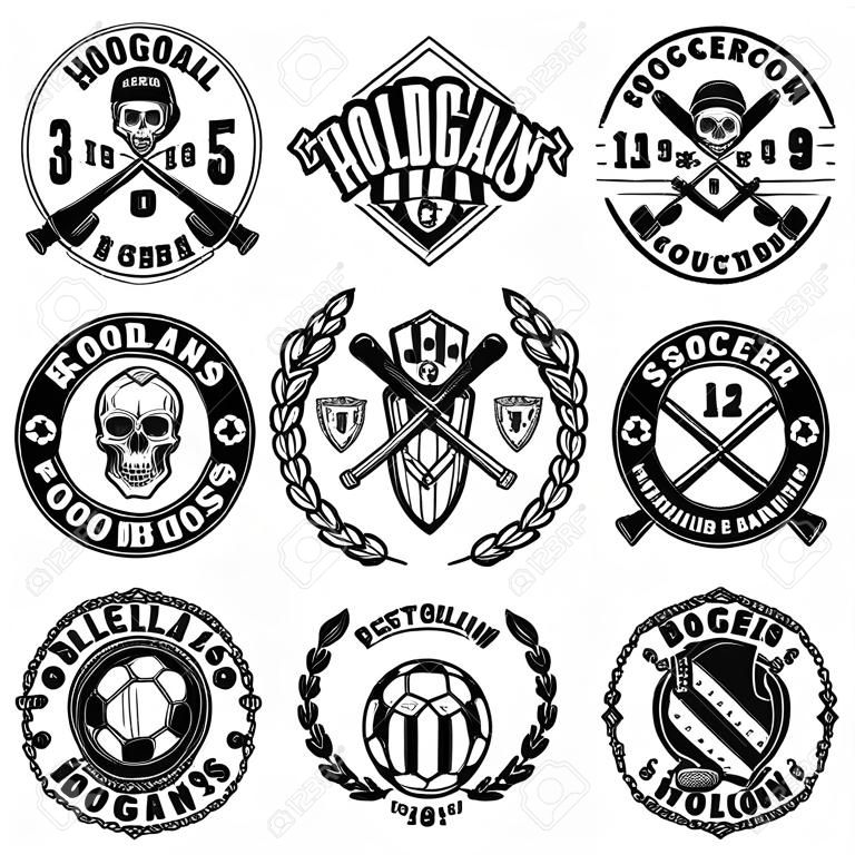 Conjunto de nueve vectores de fútbol o fútbol hooligans y bandidos emblemas, insignias, etiquetas o logotipos en estilo monocromo vintage aislado sobre fondo blanco.