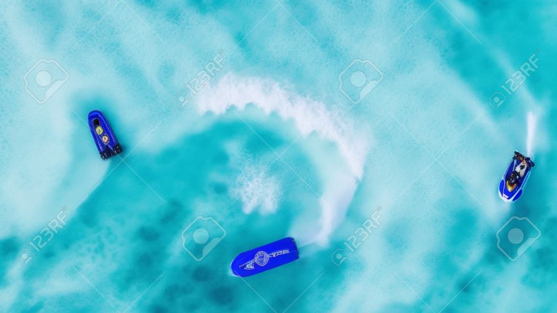 Luftaufnahme von Jet Ski, Tropical Ocean Malediven Insel Sommerurlaub