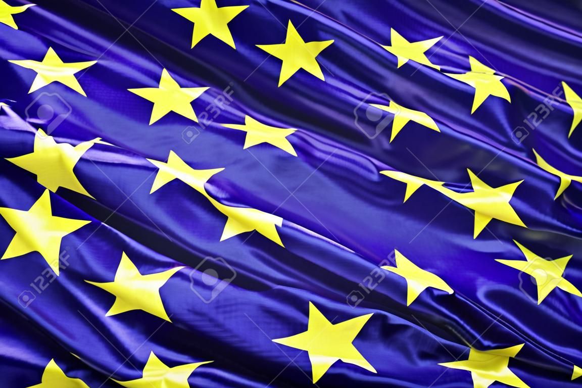 Bandiera dell'Unione Europea in tessuto ondeggiante