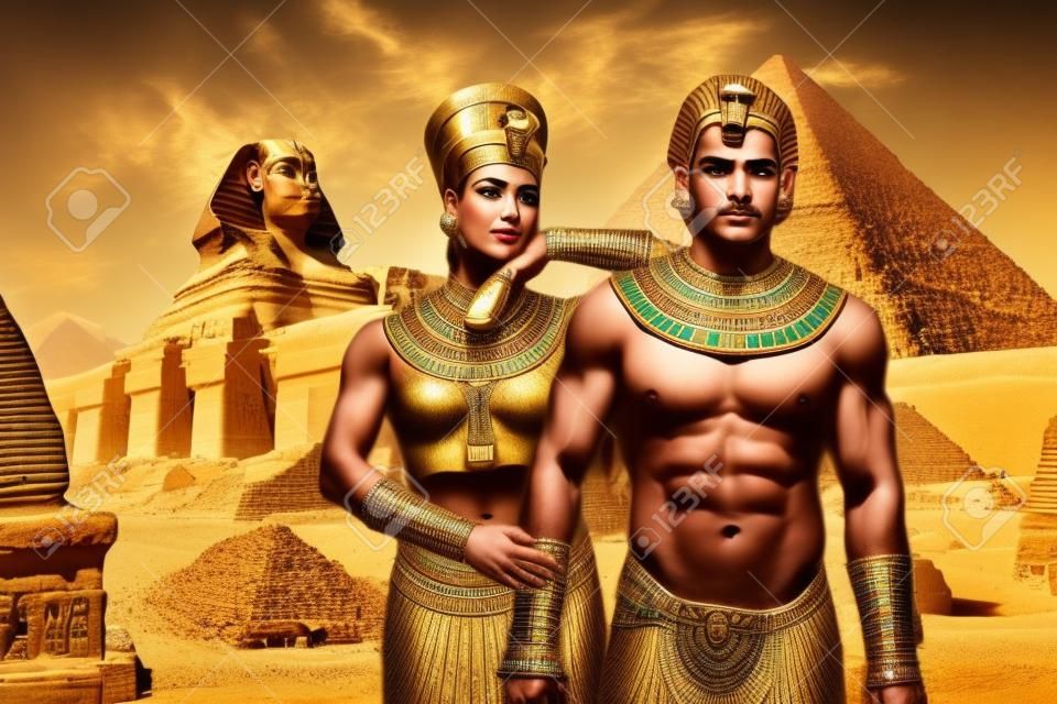 Homme égyptien fort et pharaon glamour en Egypte