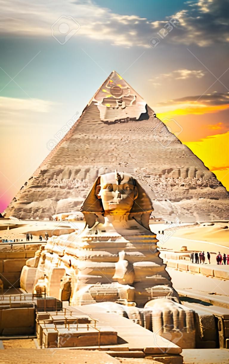 Great sphinx and pyramid