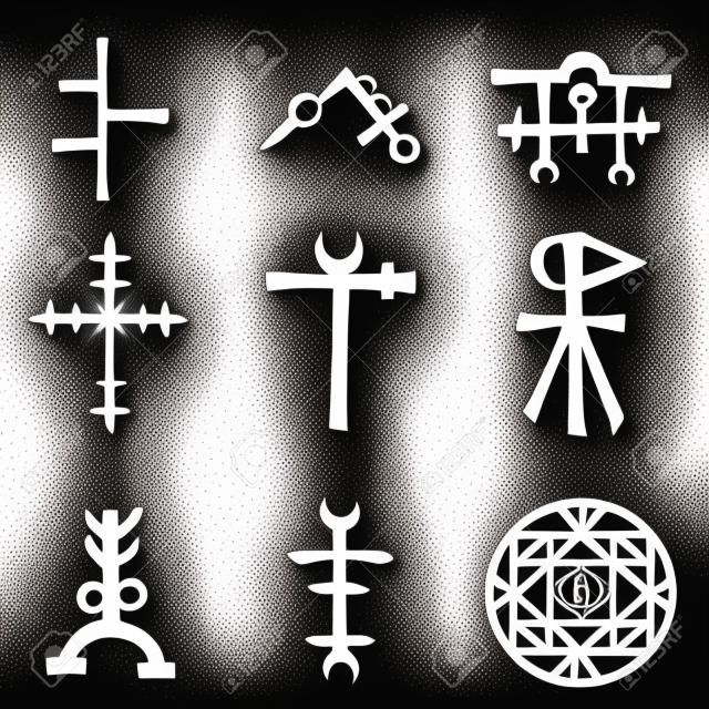 Set met mystieke en occulte symbolen. Hand getekend en geschreven alfabet tekens. Spirituele masonische tatoeage ideeën. Vector.