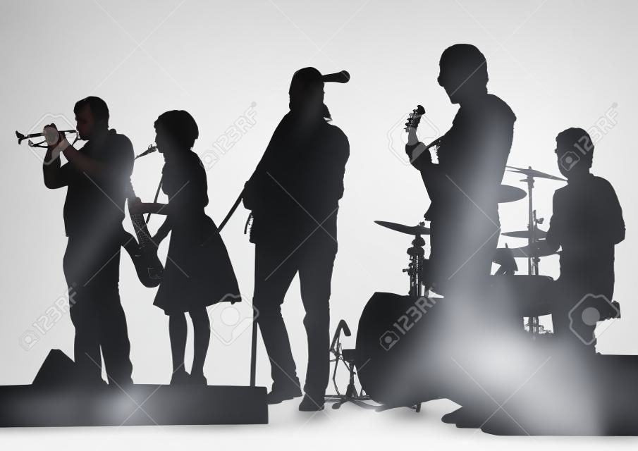 Gruppen und Sänger der Rock-Band auf weißem Hintergrund