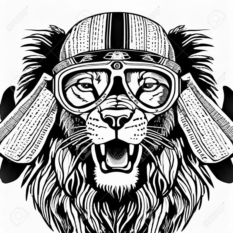 ライオン野生動物着てバイカー飛行士飛ぶクラブ ヘルメットのタトゥー、エンブレム、バッジ、ロゴ、イラスト パッチします。