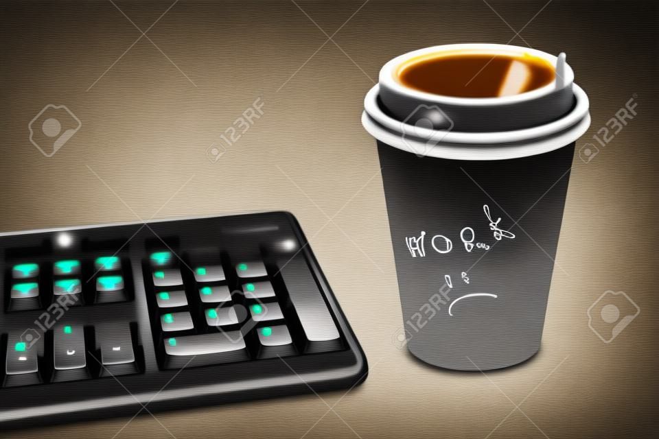 tastiera nera e una tazza di caffè. l'iscrizione sul bicchiere di carta.