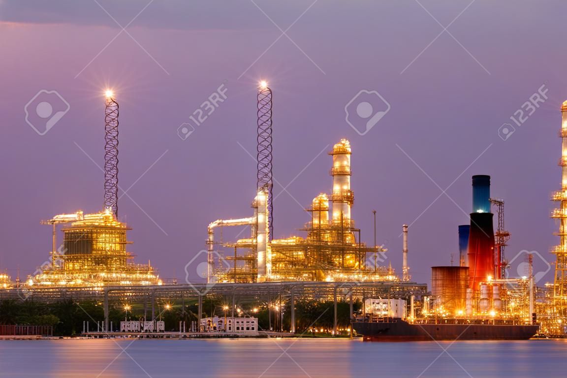 petroleum and oil refinery at bacgkok thailand