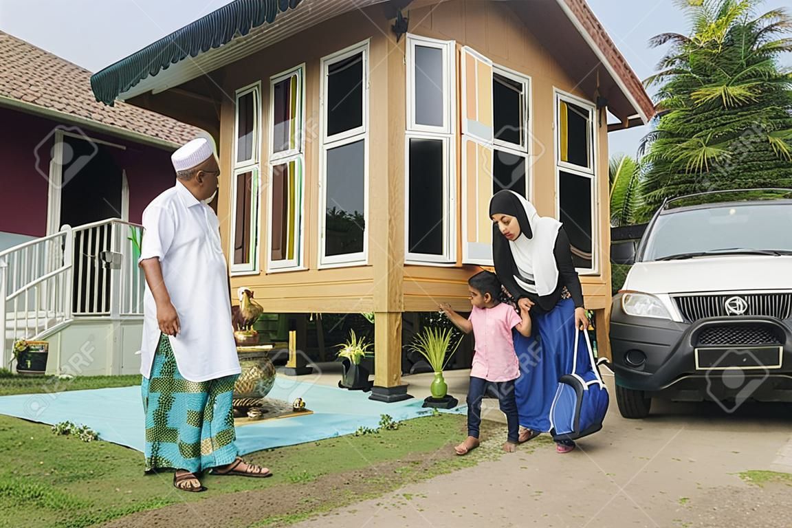 Family members back home for Eid celebrations