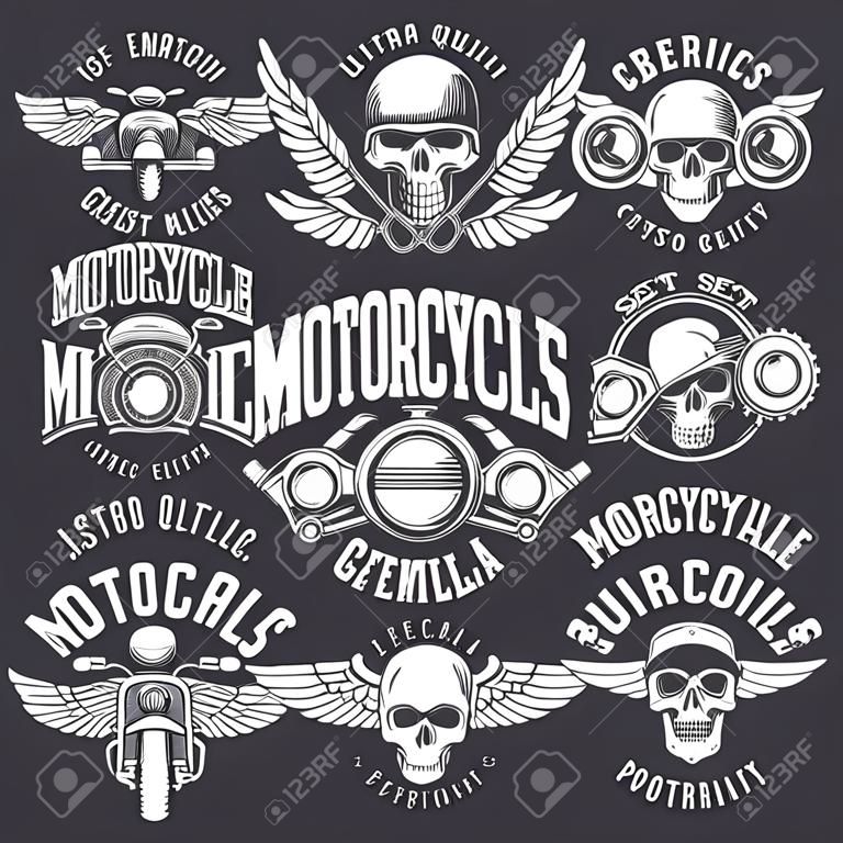 Zestaw rocznika motocykla emblematy, etykiety, odznaki, logo i elementy projektu. Styl monochromatyczny.