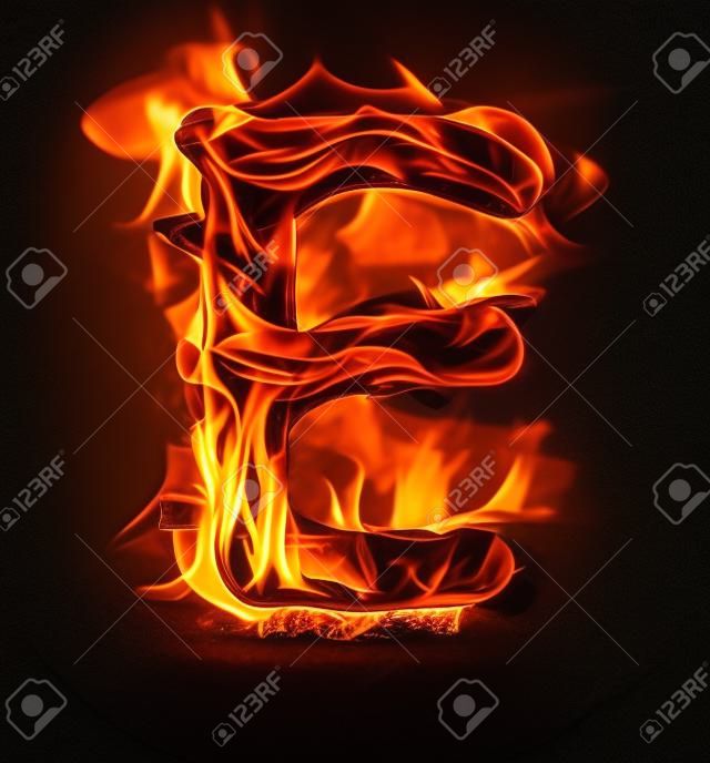 Lettera di fuoco che brucia