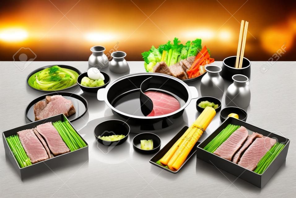 Sukiyaki plastry świeżej wołowiny wieprzowe, warzywa, Kolacja Ustaw