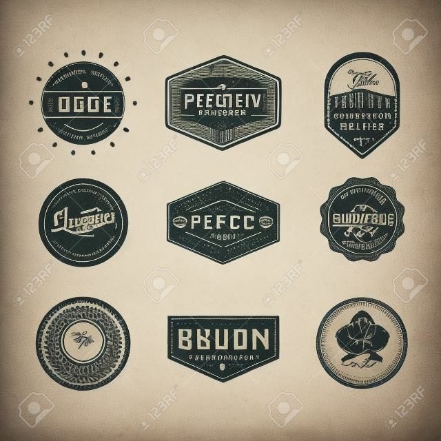 Kolekcja starych logotypów i odznaki. idealny dla bussines marki odzieży, odzieży lub projektowania, znak i inne.