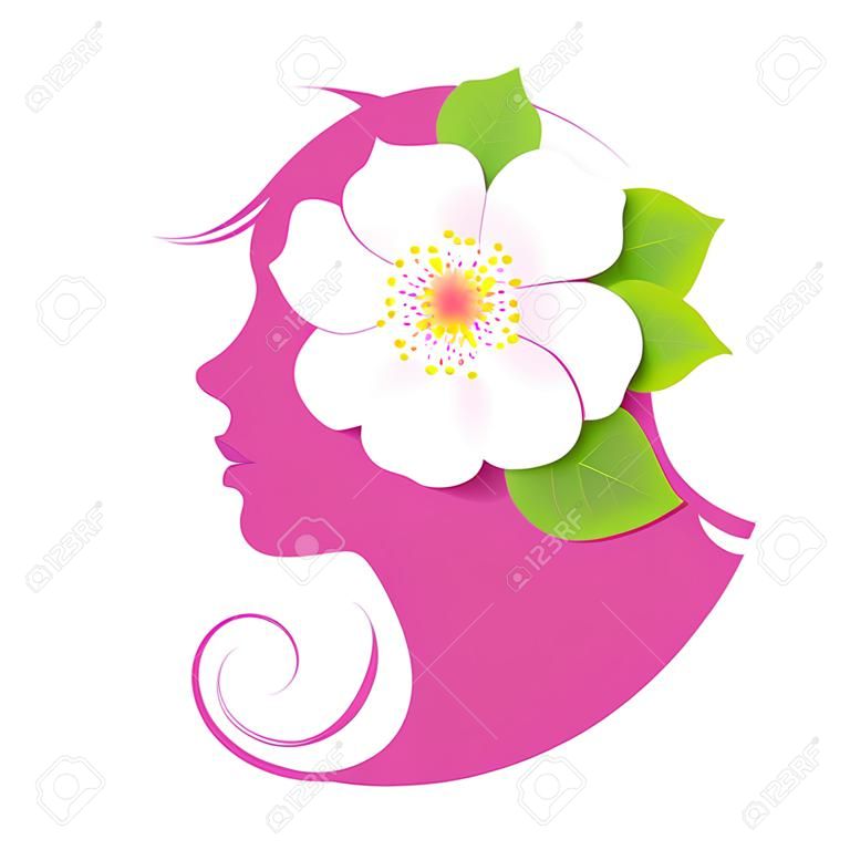 円の形で女性の顔。花の髪を持つ女性。美花ロゴ、記号、ラベル デザイン要素をベクトルします。ビューティー サロン、マッサージ、スパ、自然化粧品のトレンディなコンセプト。