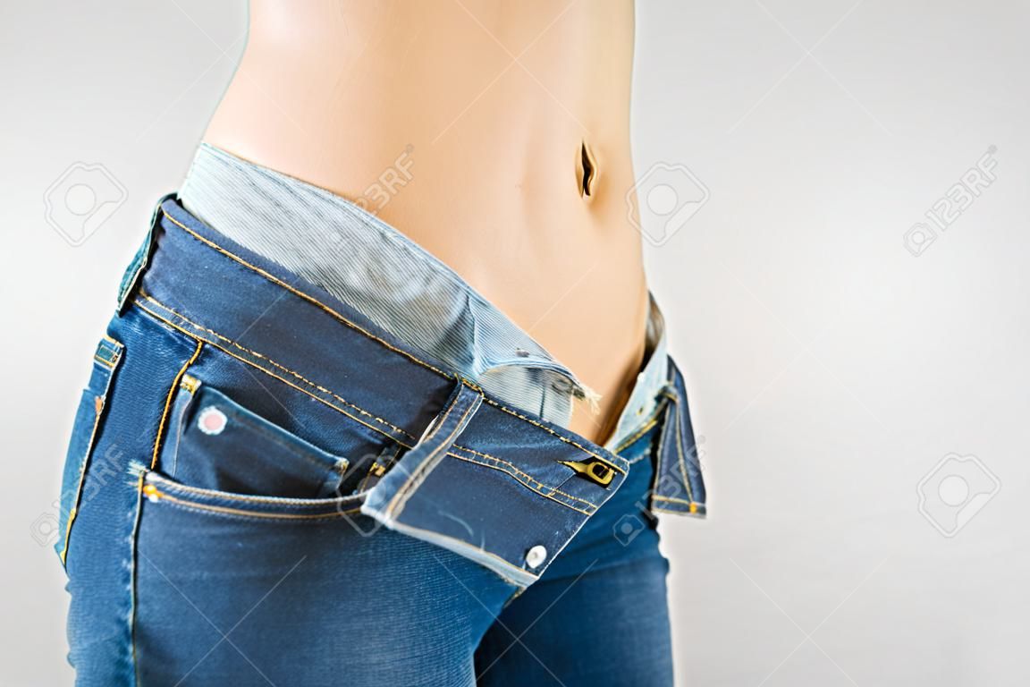 Padrão abdominal com jeans azul