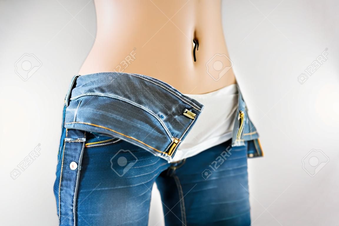 Abdominal pattern with blue jeans