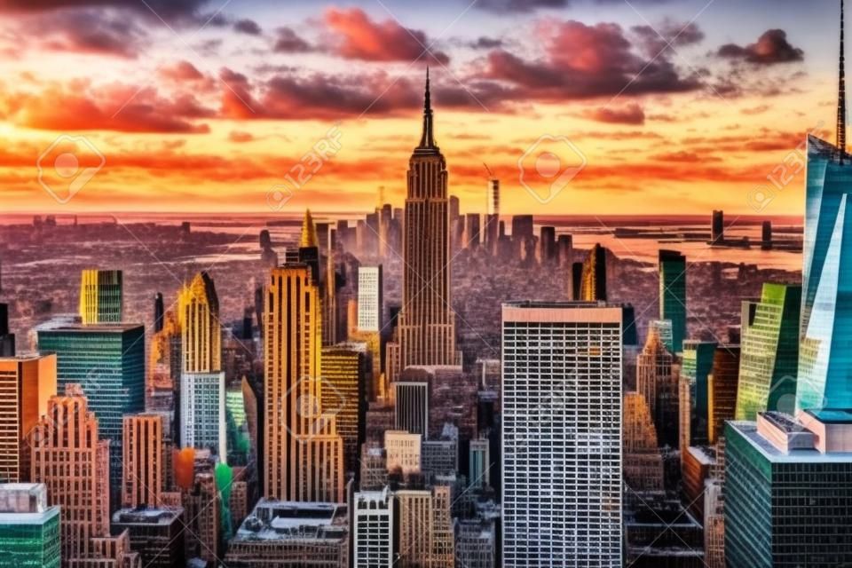 Vista aérea da cidade de Nova York ao pôr do sol