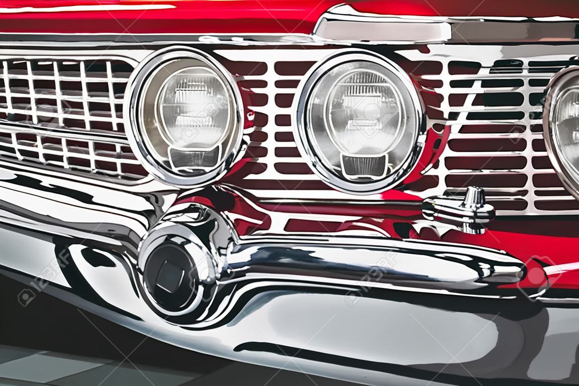 Kleur detail op de koplamp van een vintage auto