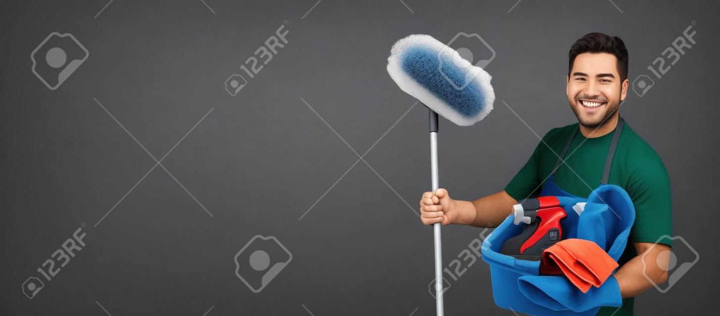 Man cleaner.