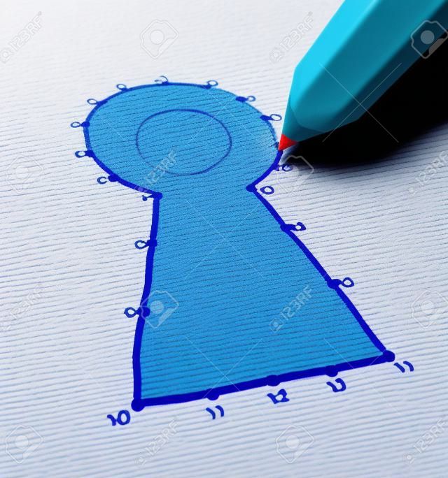 Conecte el concepto de soluciones de negocio puntos como un lápiz azul que une a un icono de rompecabezas de los niños de un ojo de la cerradura como una metáfora de la clave del éxito de la planificación y la estrategia