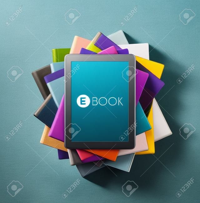 E-libro, pila de libros
