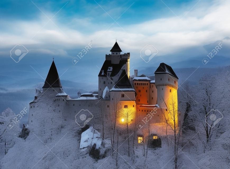 麩皮城堡，特蘭西瓦尼亞，羅馬尼亞，被稱為