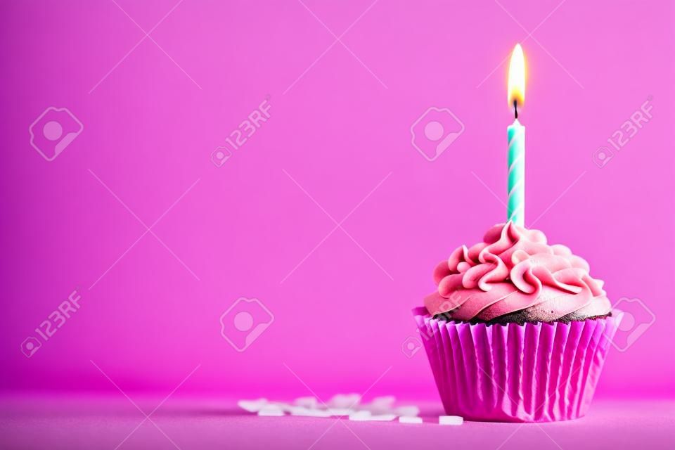 Roze verjaardag cupcake