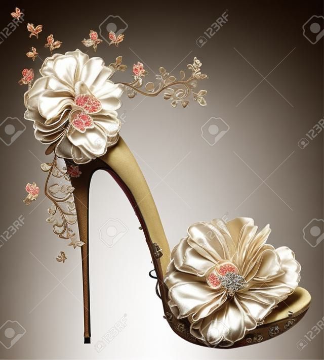 Los tacones altos zapatos del vintage con flores