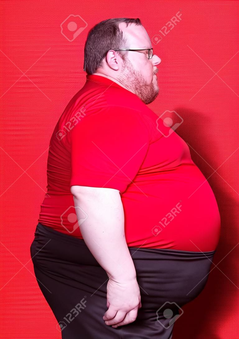 Übergewichtige Mann 400 kg - rechts